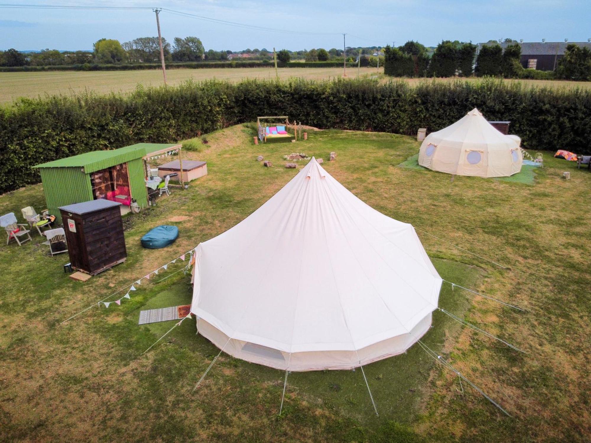 The Follies Glamping Hotel เมดสโตน ภายนอก รูปภาพ